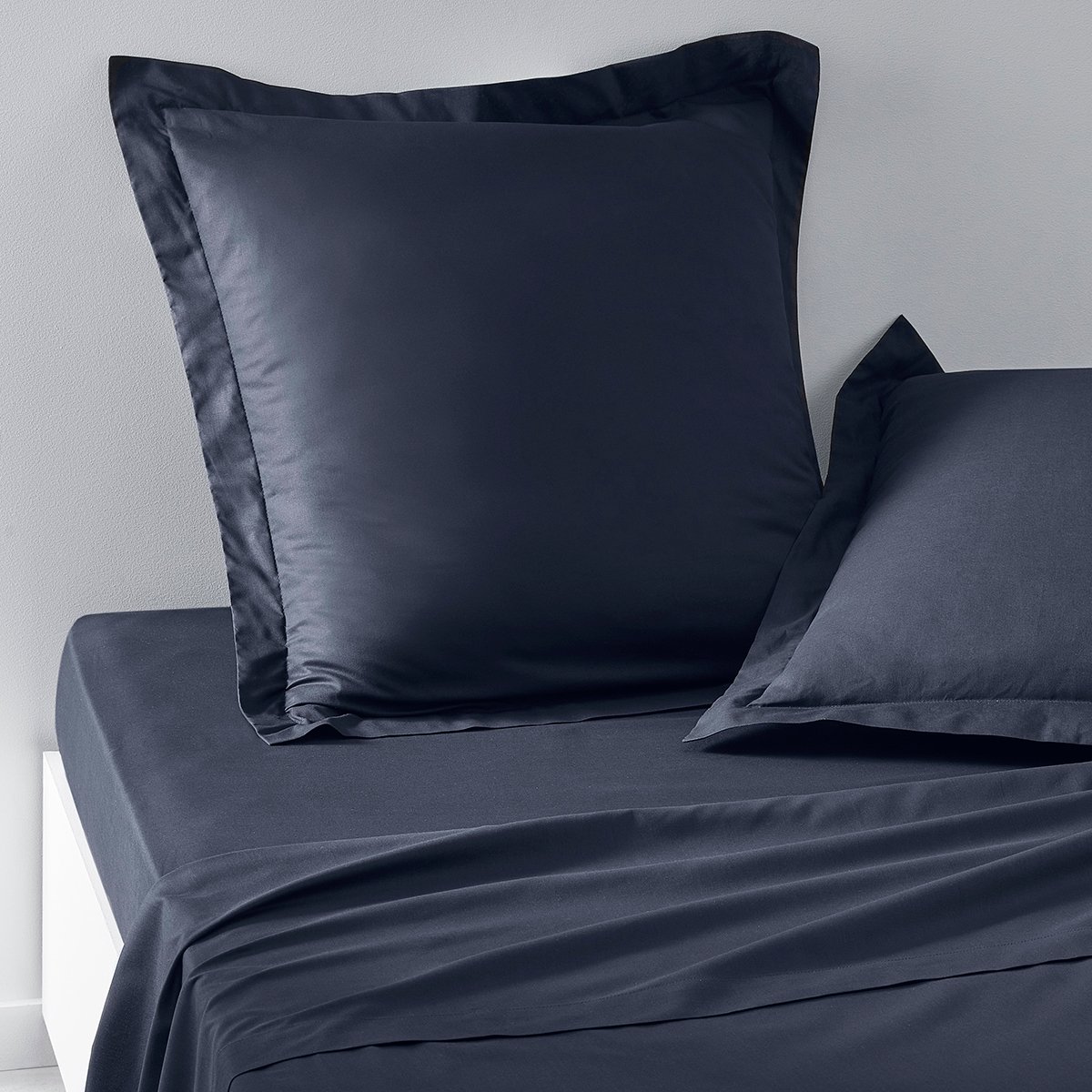 Taie d'oreiller ESSENTIAL bleu marine, TODAY