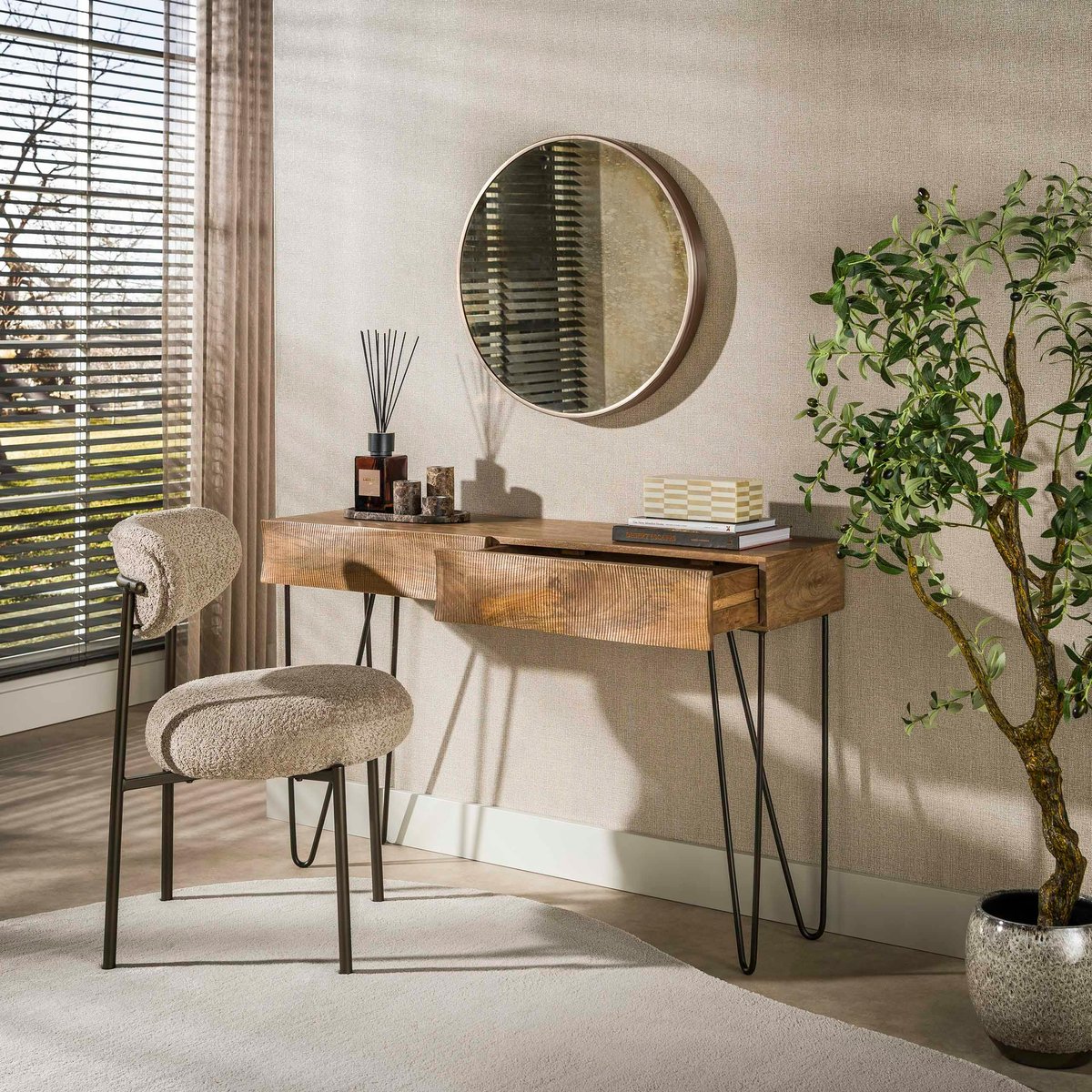 Console d'entrée bois rainuré 2 tiroirs DELHI beige, PIER IMPORT