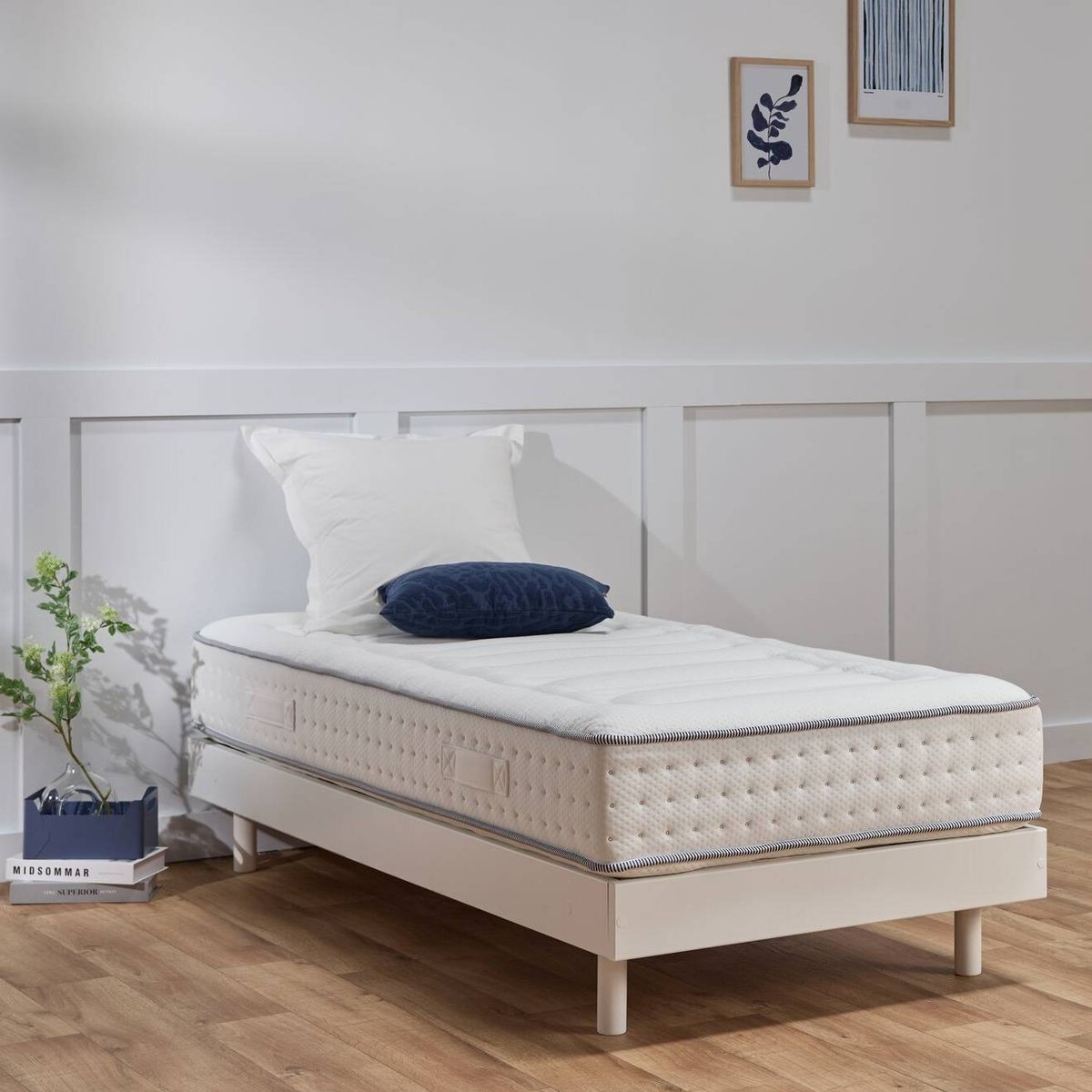Matelas mousse HR 25 cm - EDOUARD blanc, CAMIF