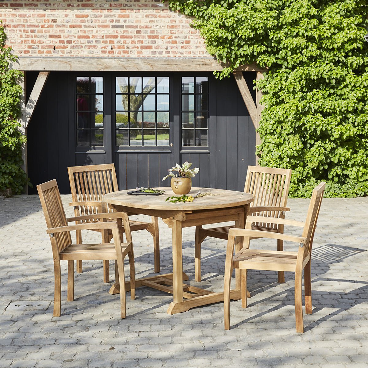 Salon de jardin en teck massif extensible 4/6 places  MIDLAND naturel, BERAH GETAH