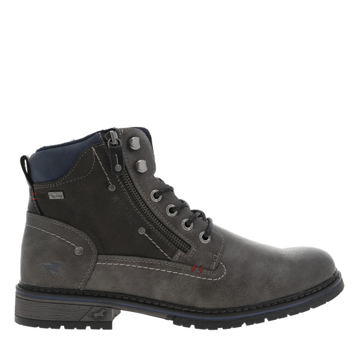Bottines grises à talon décroché bas avec un logo embossé au talon grises, MUSTANG
