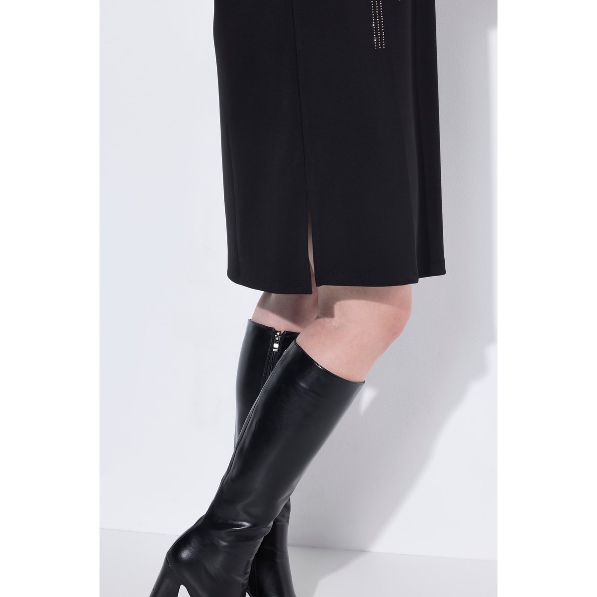 Robe en molleton contenant du modal noir, ULLA POPKEN