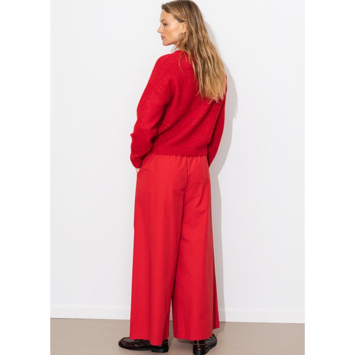 Pull col rond rouge, PROMOD