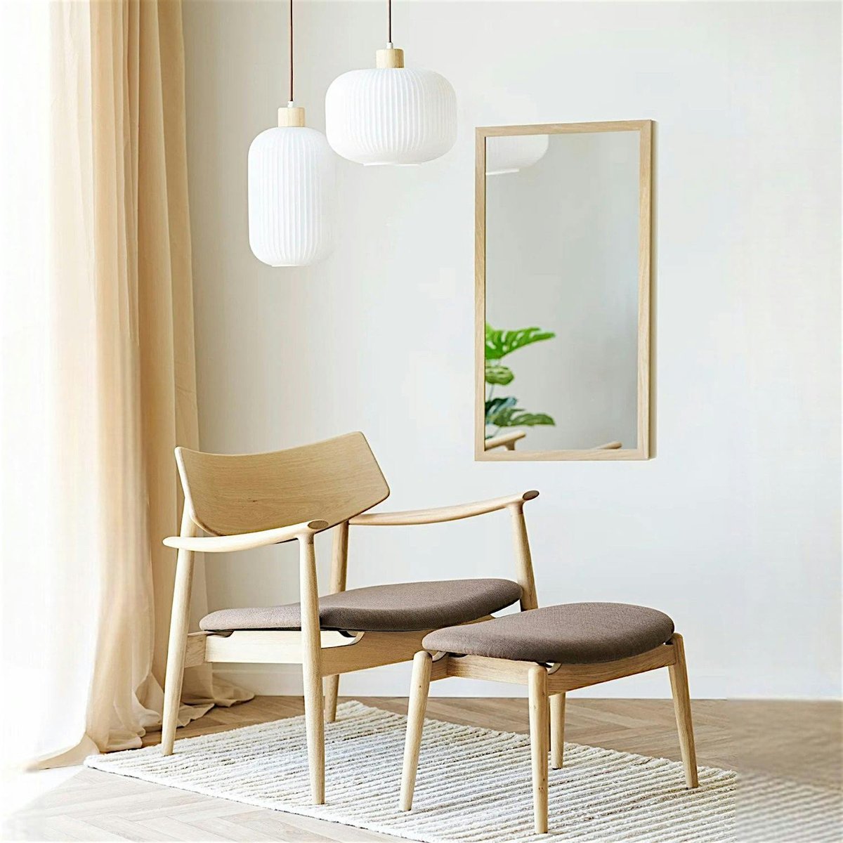 Fauteuil design scandinave chêne clair avec repose-pieds ROTTERDAM marron, PIER IMPORT