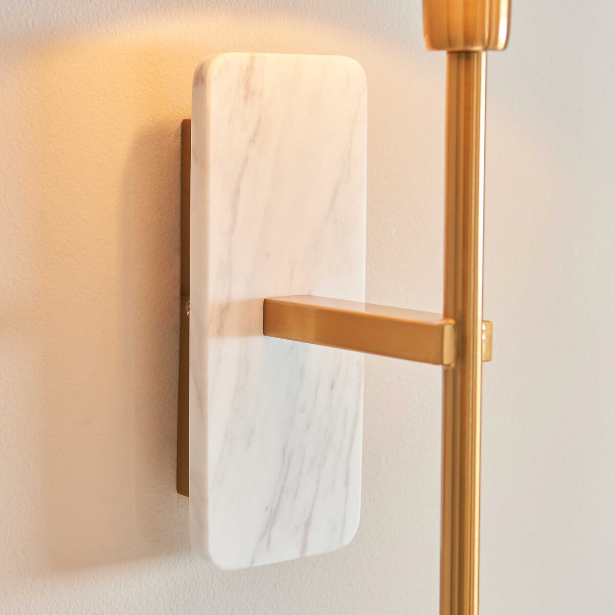Farley Wall Light with Marble Backing Plate white, ÉDITÉ