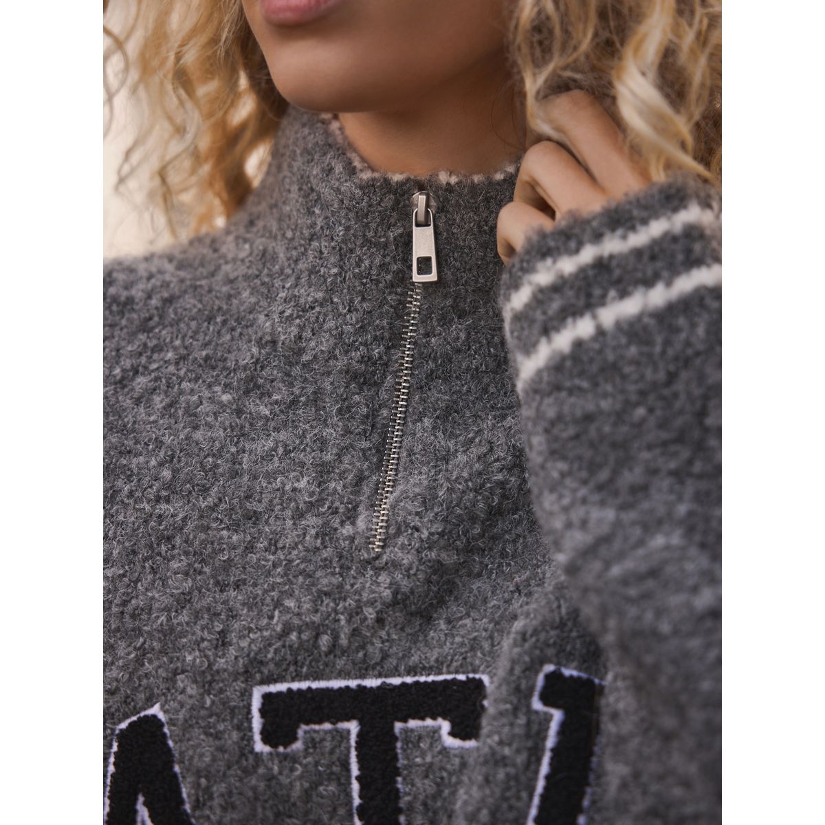 Pull bouclé sport à col zippé gris anthracite, NEXT