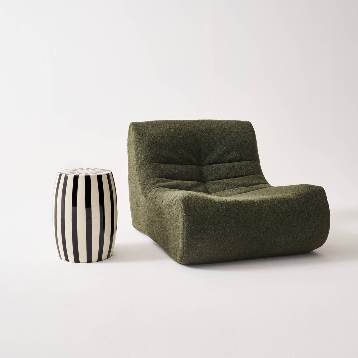 Table d'appoint, bout de canapé, table de chevet acier émaillé, rayures bicolores Ø35 x H 46cm MIZZY noir, SWEEEK
