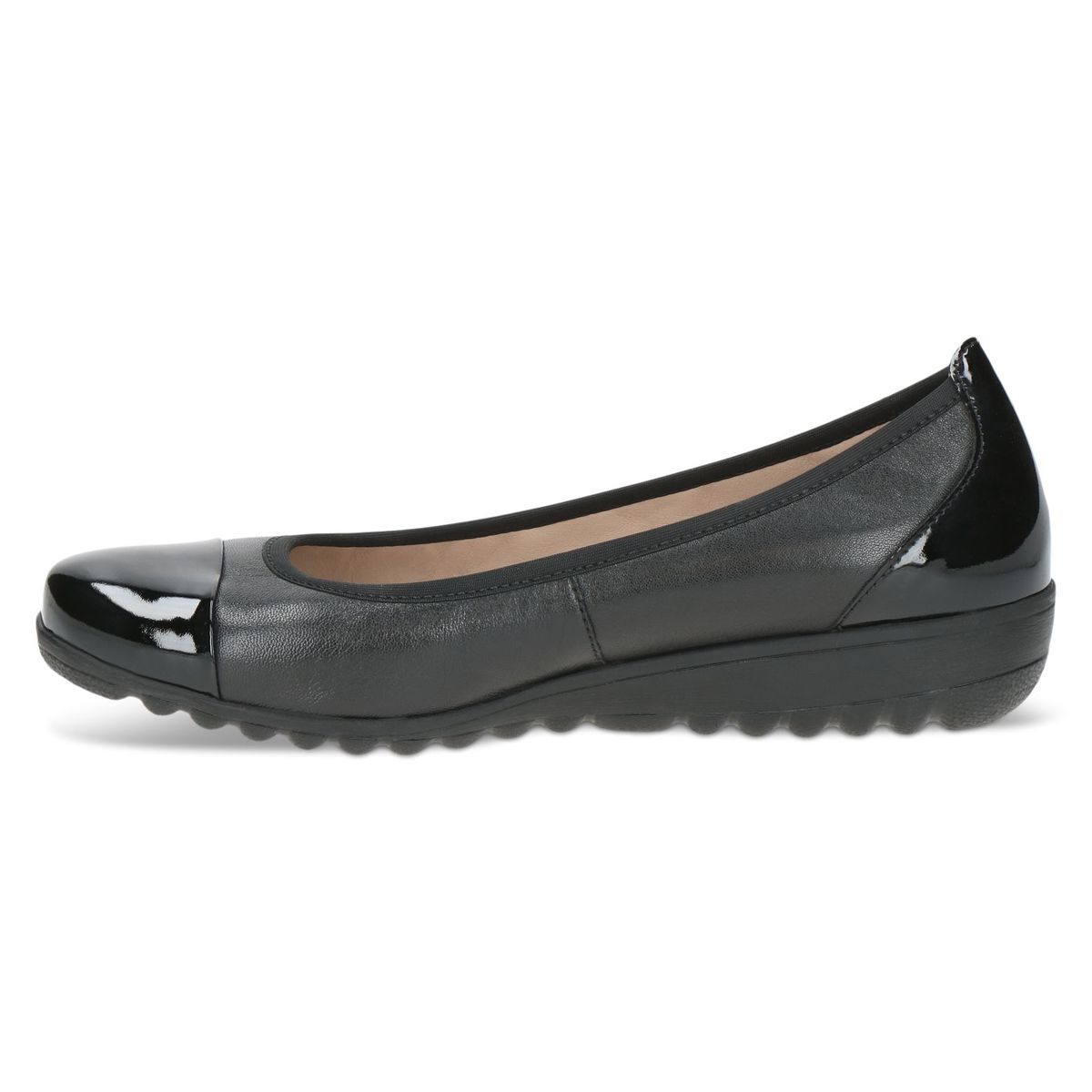 Ballerine en cuir noir brossé, CAPRICE