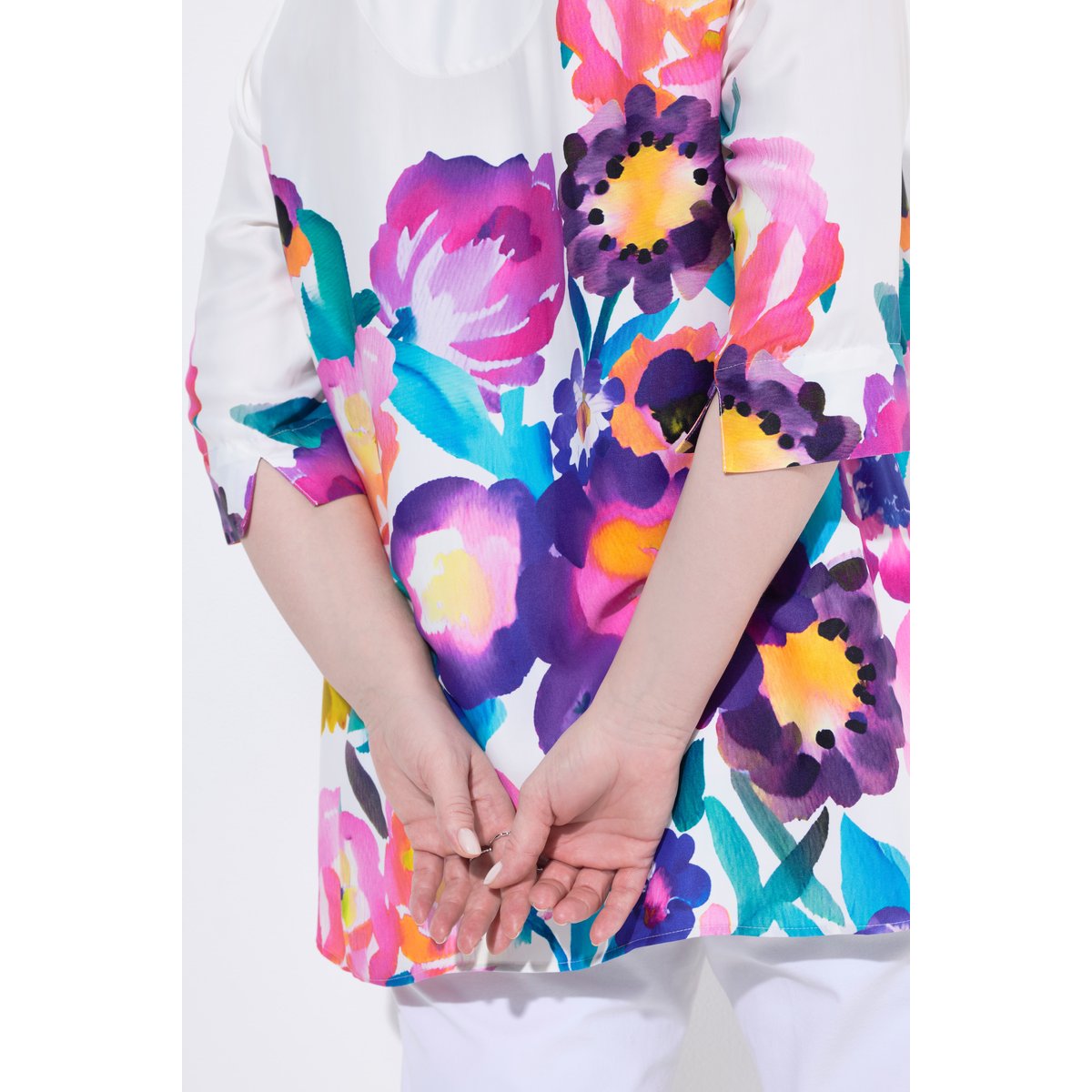 Blouse en satin, fleurs, coupe A, col calice blanc neige, ULLA POPKEN