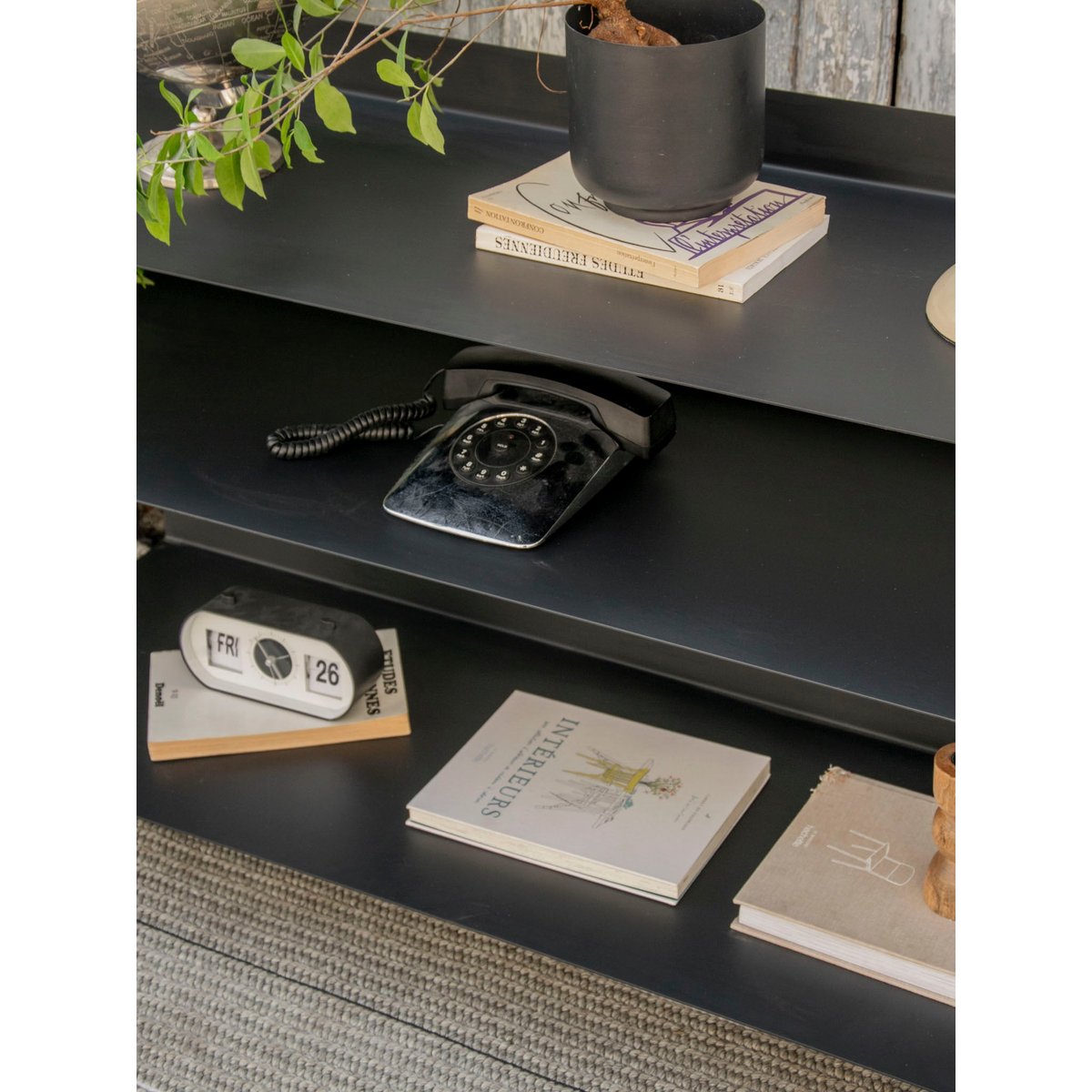 Bibliothèque Muuto noire Madeleine N°733 - Bon état noir, DEBONGOUT