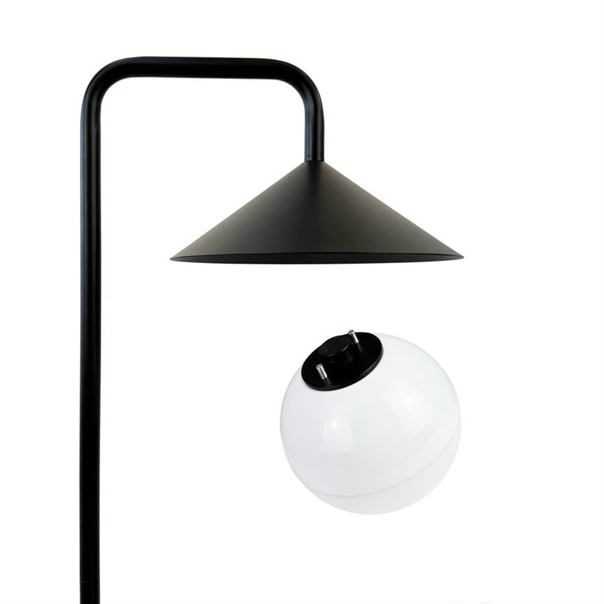 Lampe de pelouse sur pic LED à intensité variable noire NOVA boule lumineuse rechargeable USB-C noir, DYBERG LARSEN
