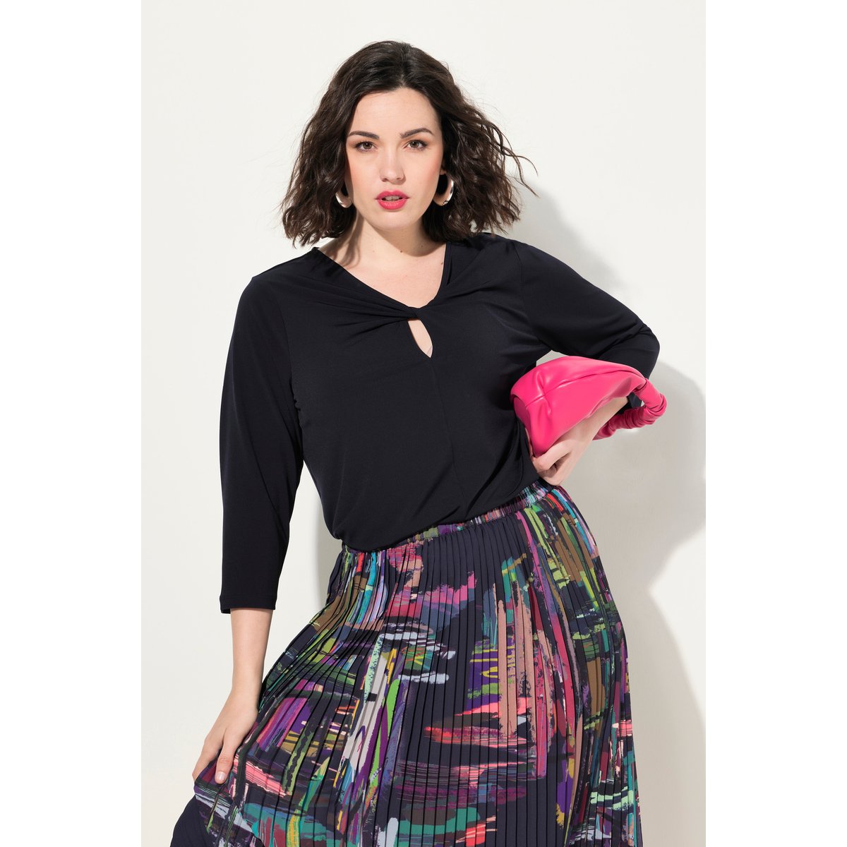 T-shirt avec décolleté drapé et manches 3/4. marine, ULLA POPKEN
