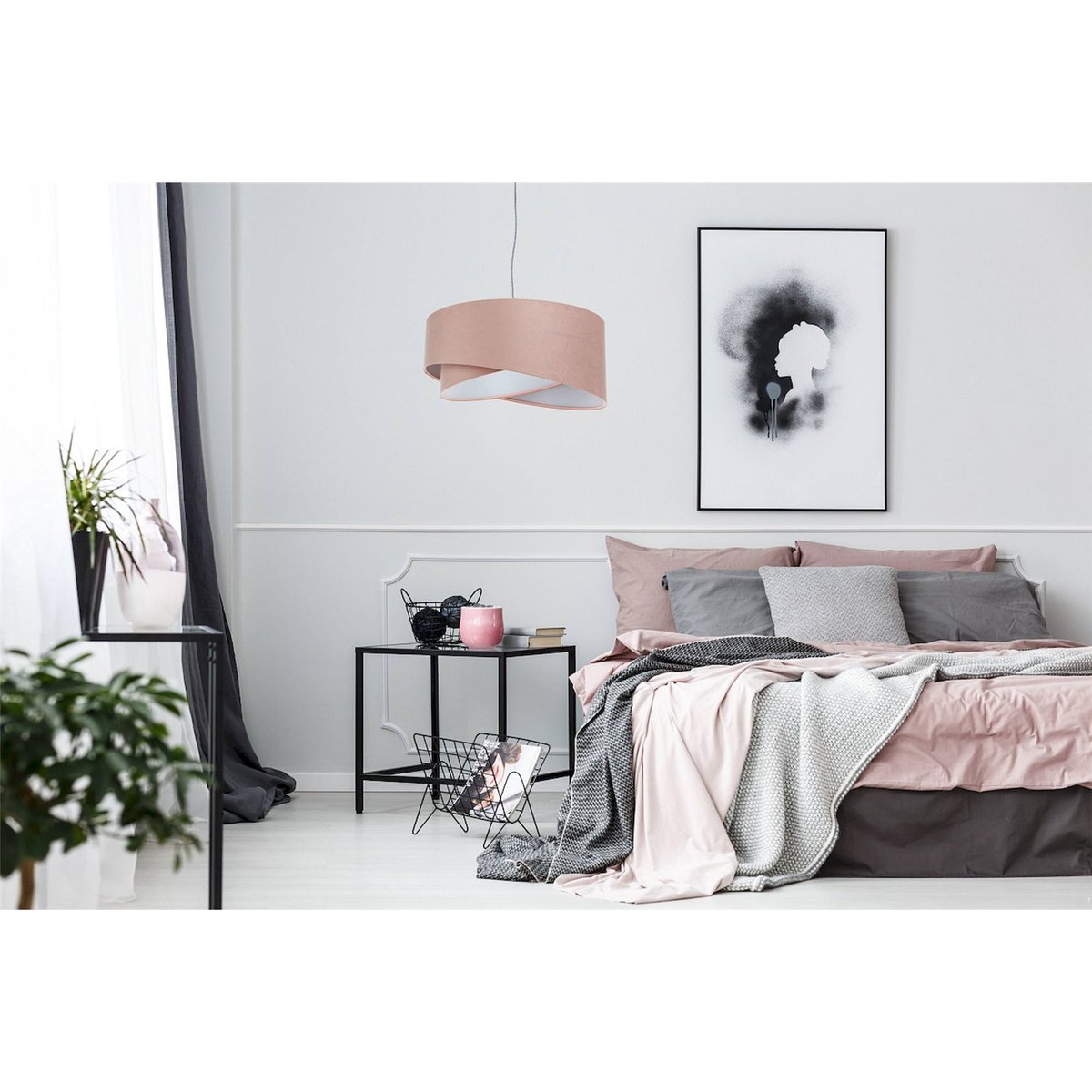 Suspension ronde en velours Jasmin bebe rose poudré et gris clair, BPS KONCEPT