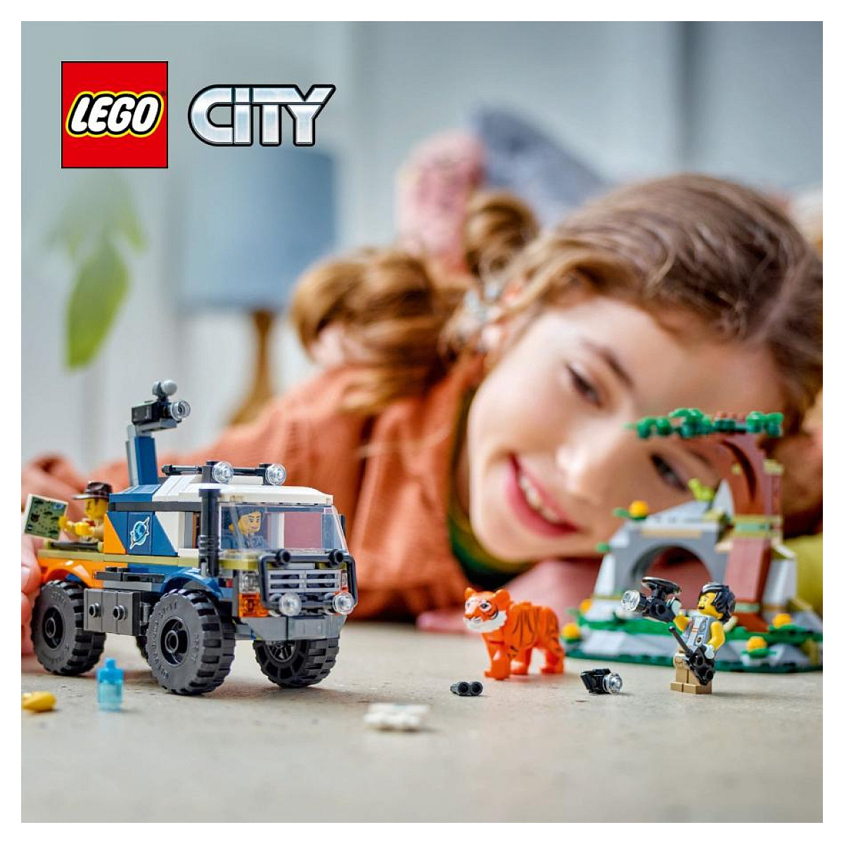 Le camion tout-terrain de l'explorateur de la jungle multicolore, LEGO