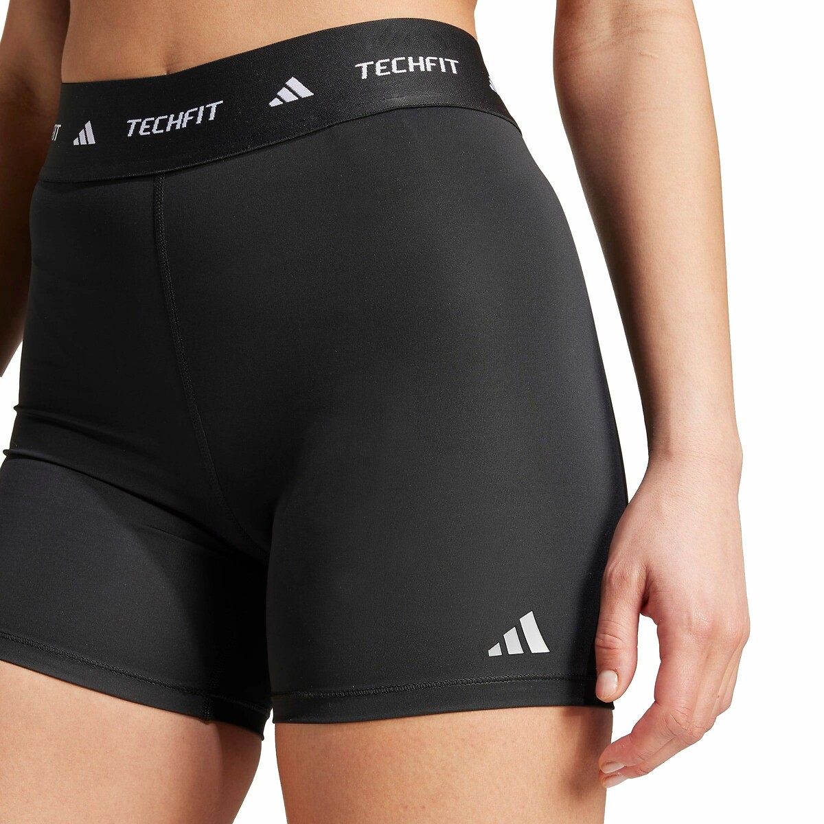 Short moulant de sport TECHFIT noir, adidas Performance