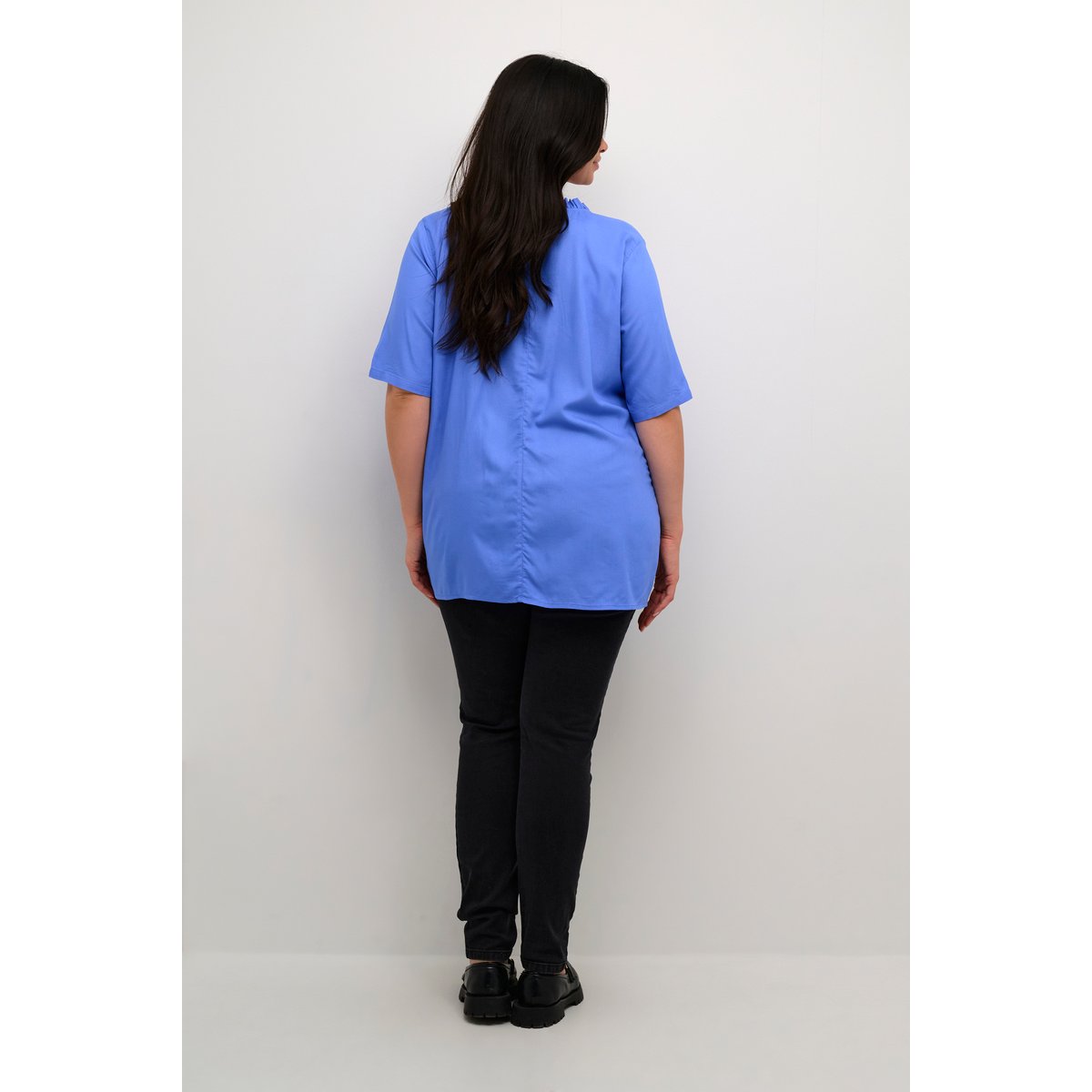 Blouse with short sleeve bleu ultramarine, KAFFE CURVE