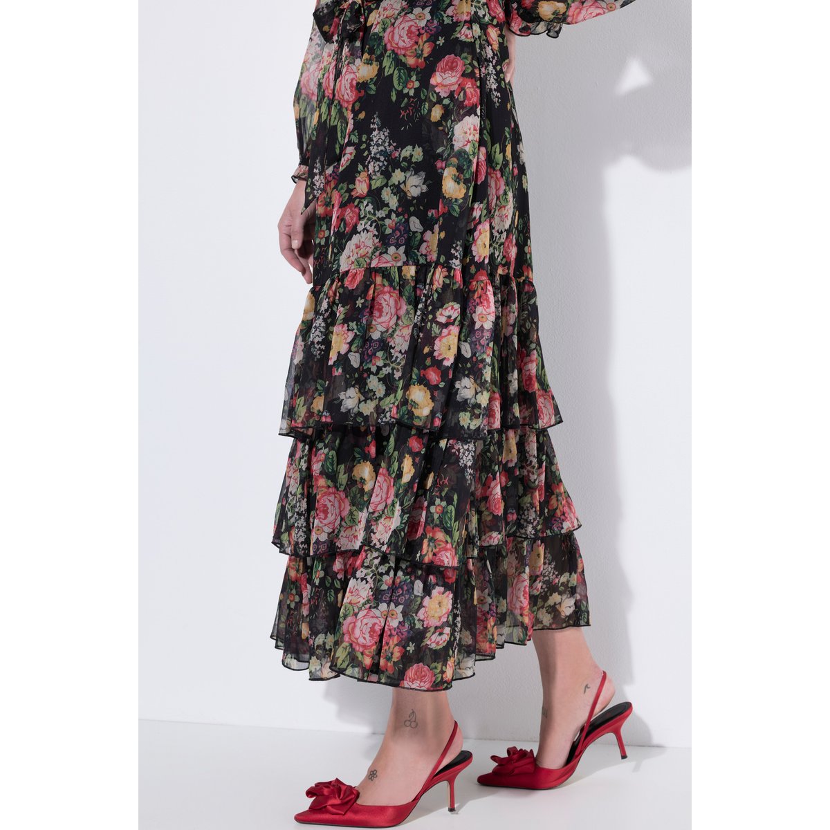 Robe longue à fleurs en mousseline noir, ULLA POPKEN