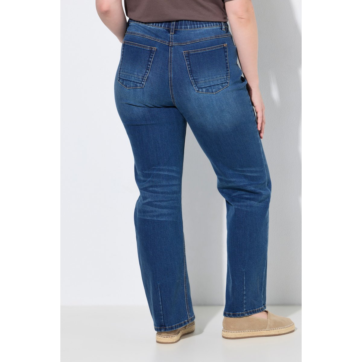 Jean Mandy, détails destroy bleu jean, ULLA POPKEN