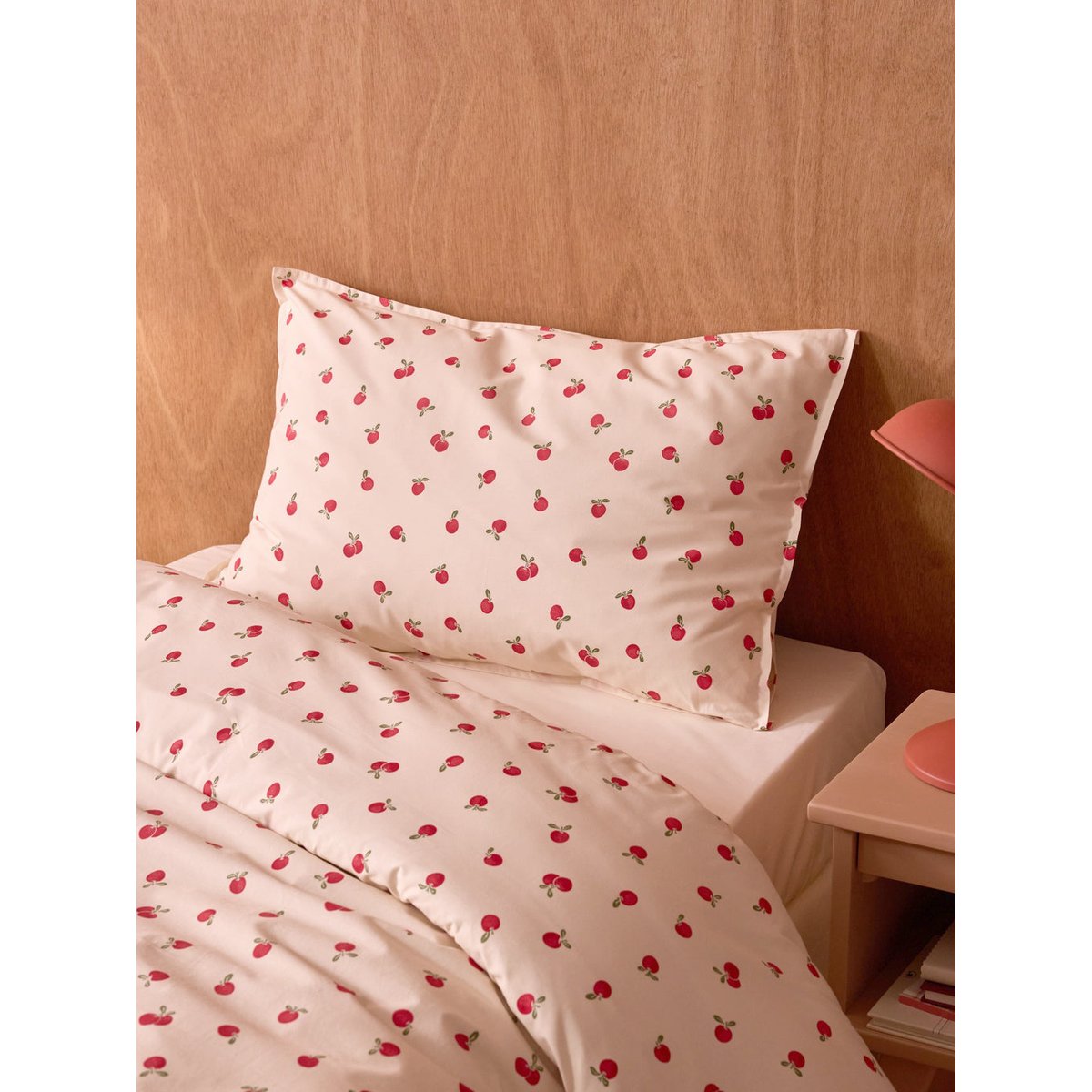 Taie d'oreiller percale de coton "Lady Apple" rouge, CYRILLUS