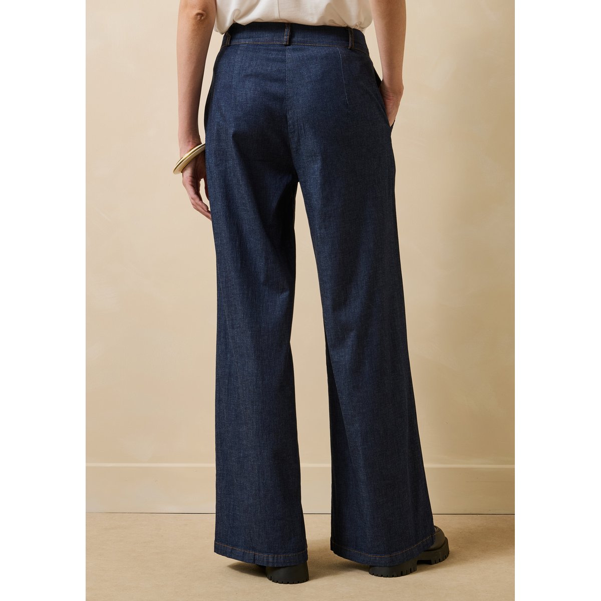 Pantalon droit et large en jean taille haute brut, LA FEE MARABOUTEE