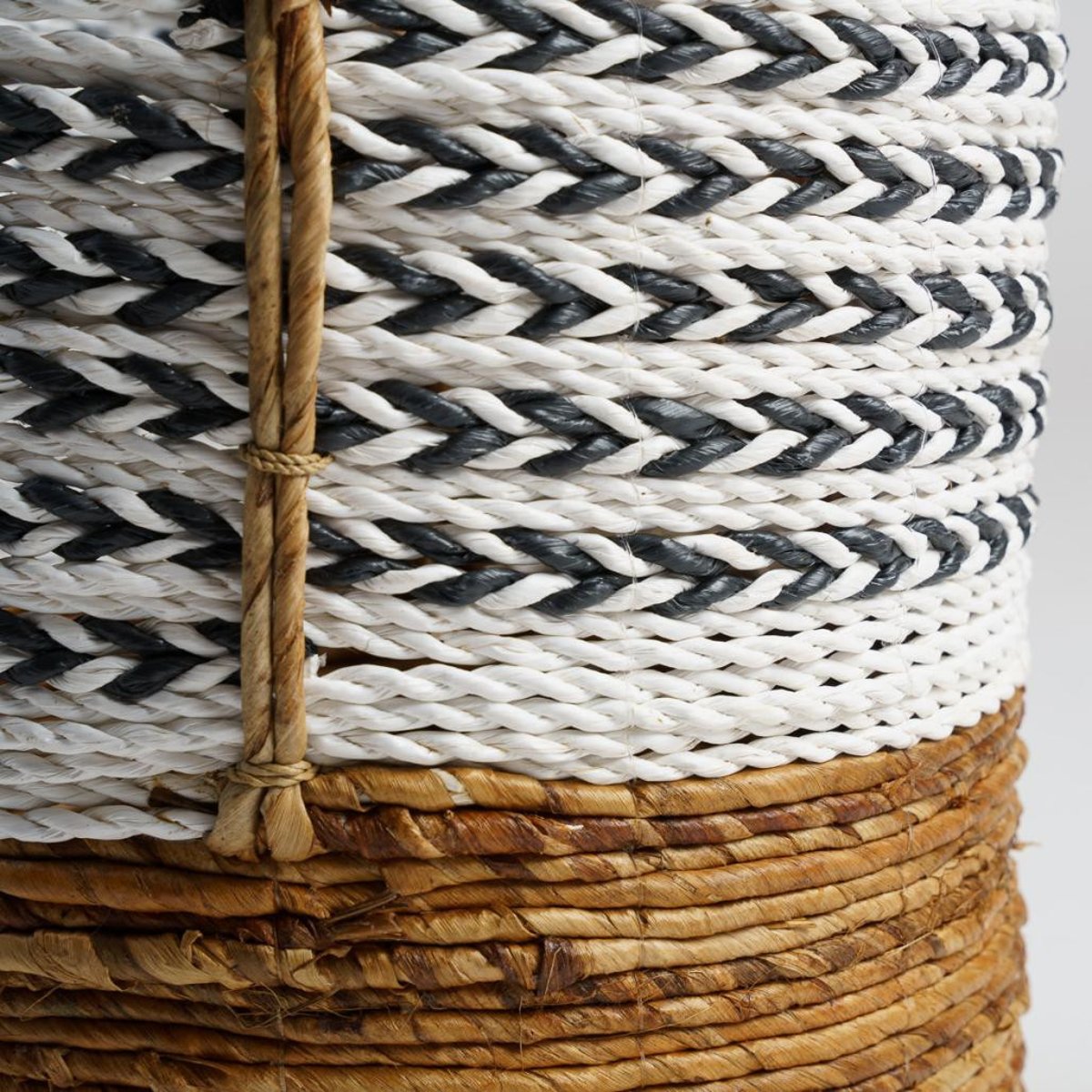 Panier avec poignée en fibre végétale S SOOKIE blanc, WANDA COLLECTION