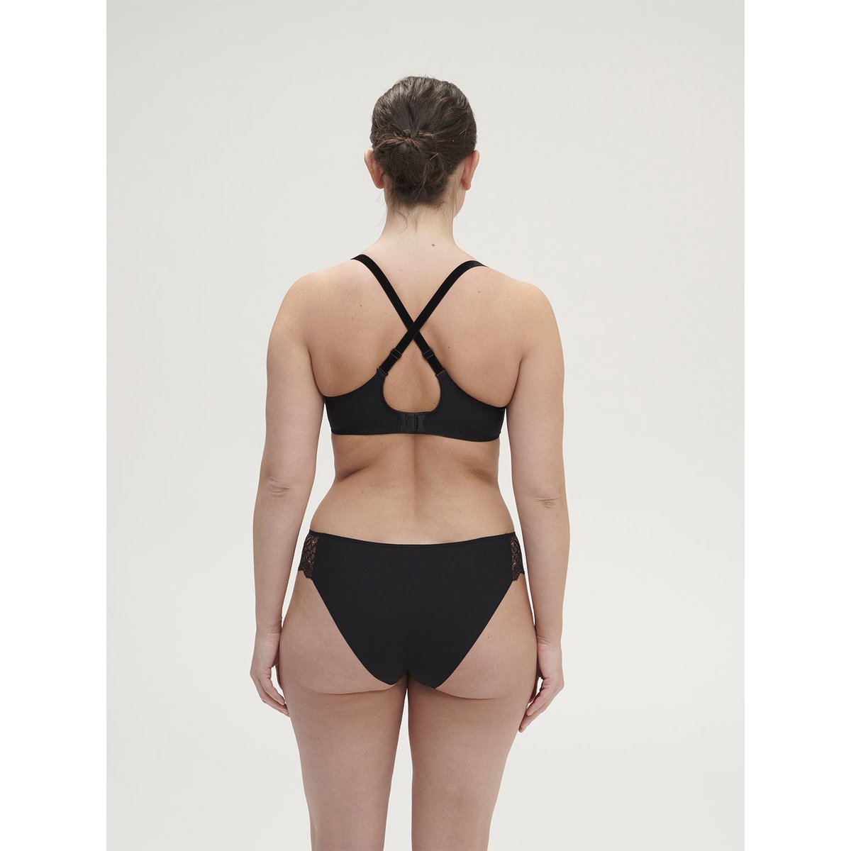 Soutien-gorge avec armatures emboitant, ESCALE noir, SIMONE PERELE