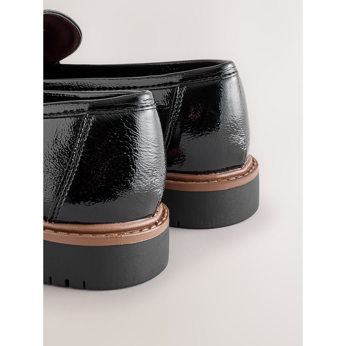 Mocassins à glands et semelle épaisse noir, NEXT