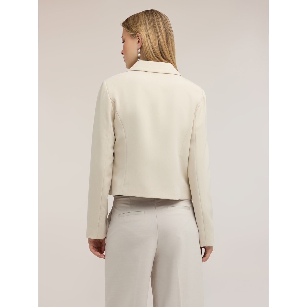 Blazer court avec revers blanc, MOTIVI