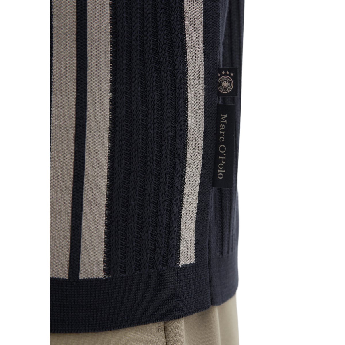 T-shirt à manches courtes en maille fine DFB Travel Collection en pur coton bio bleu foncé, MARC O'POLO
