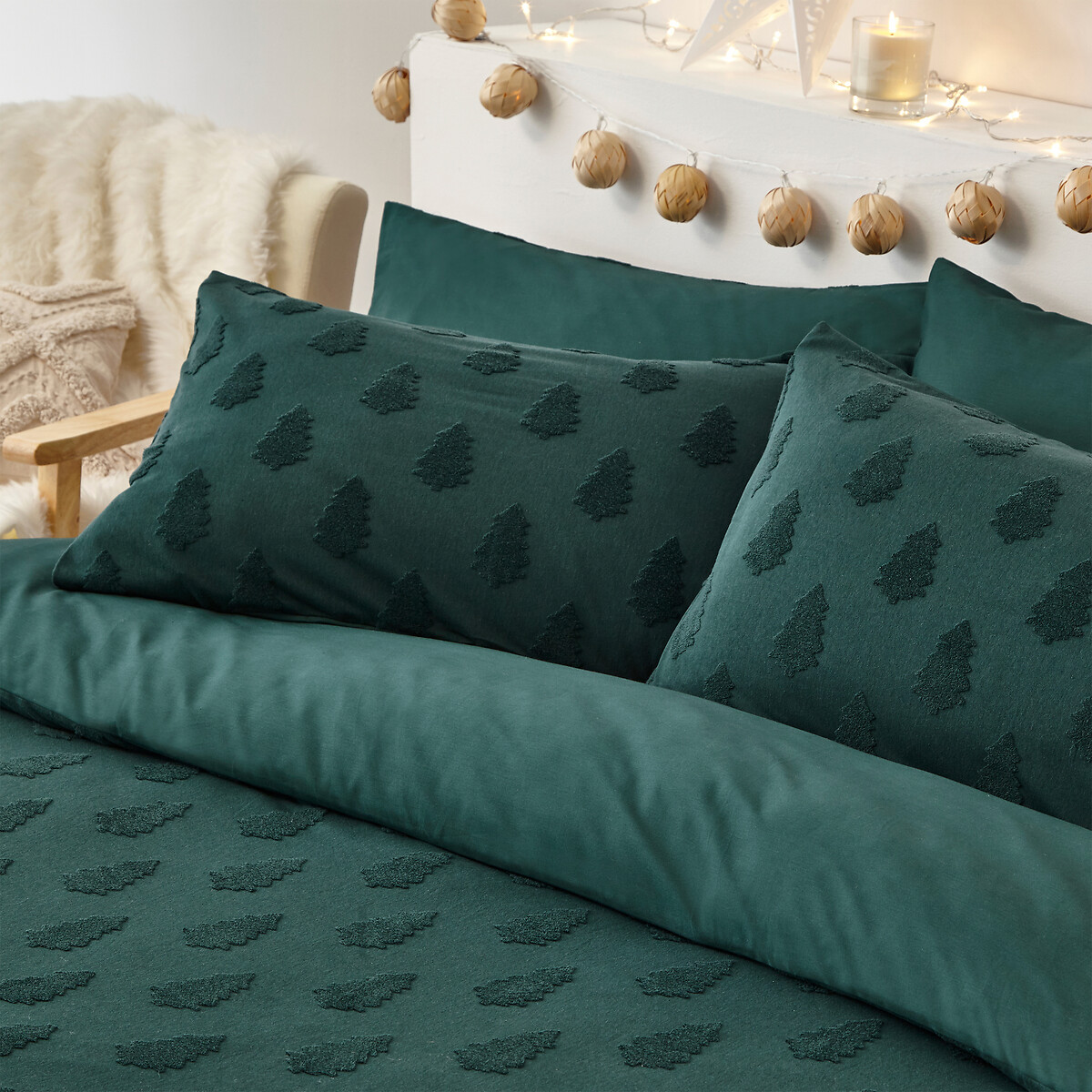 Tufted Tree 100% Cotton Duvet Cover and Pillowcase Set pine green, FURN.