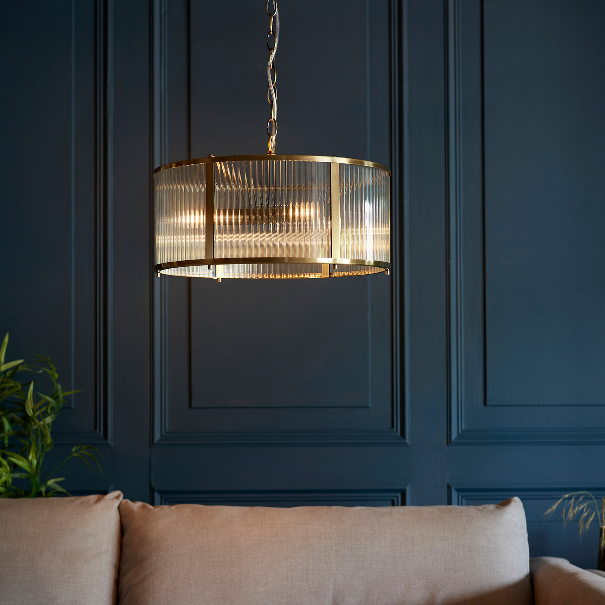 Risto 3-Light Ribbed Glass Pendant Light aged brass, SO'HOME