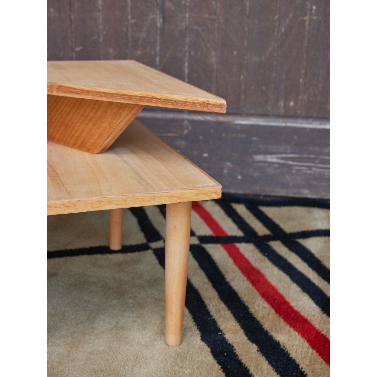 Table basse en bois clair design Donna N°1040 - Bon état bois clair, DEBONGOUT