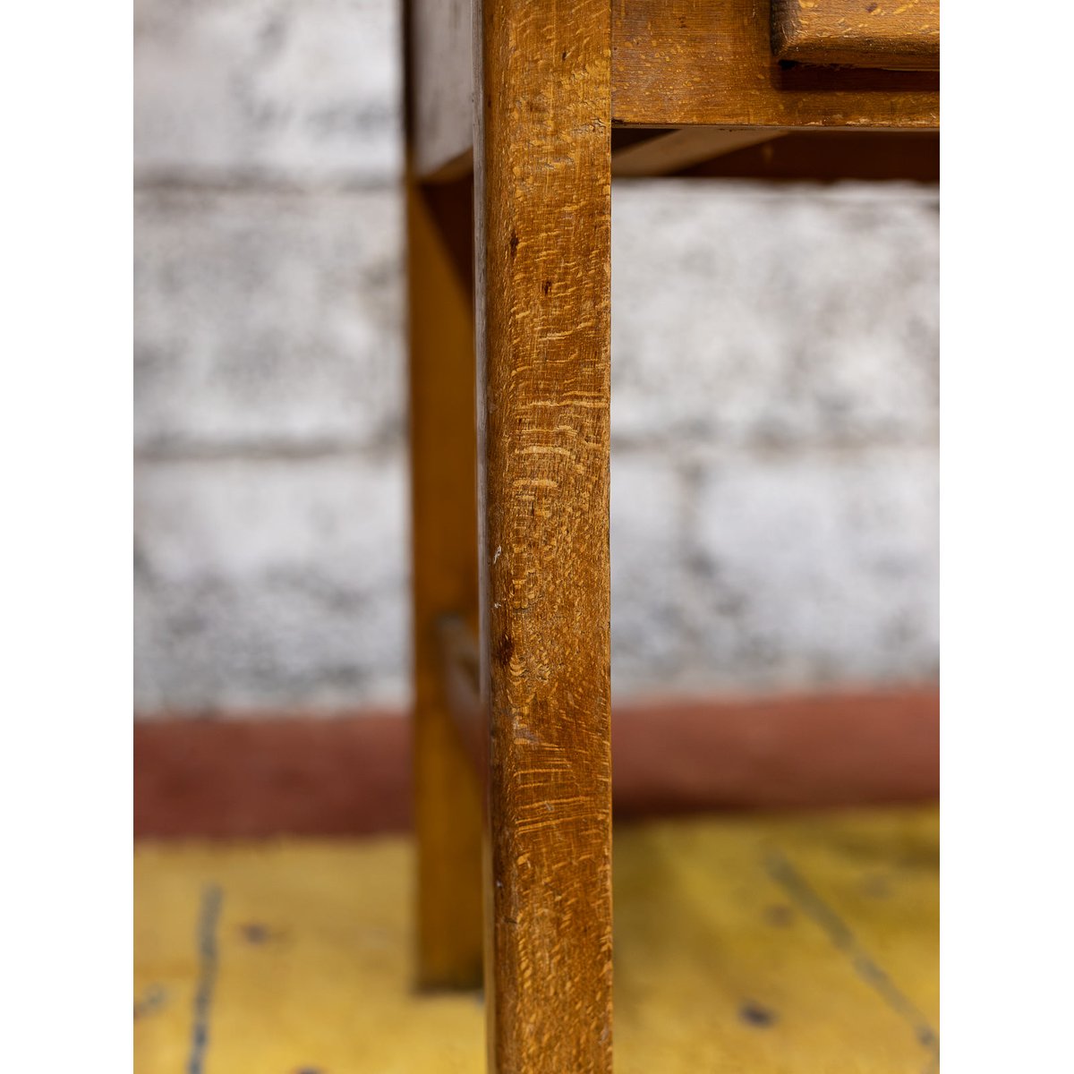 Bureau pour enfant en bois Edouard N°1122 - Bon état bois clair, DEBONGOUT