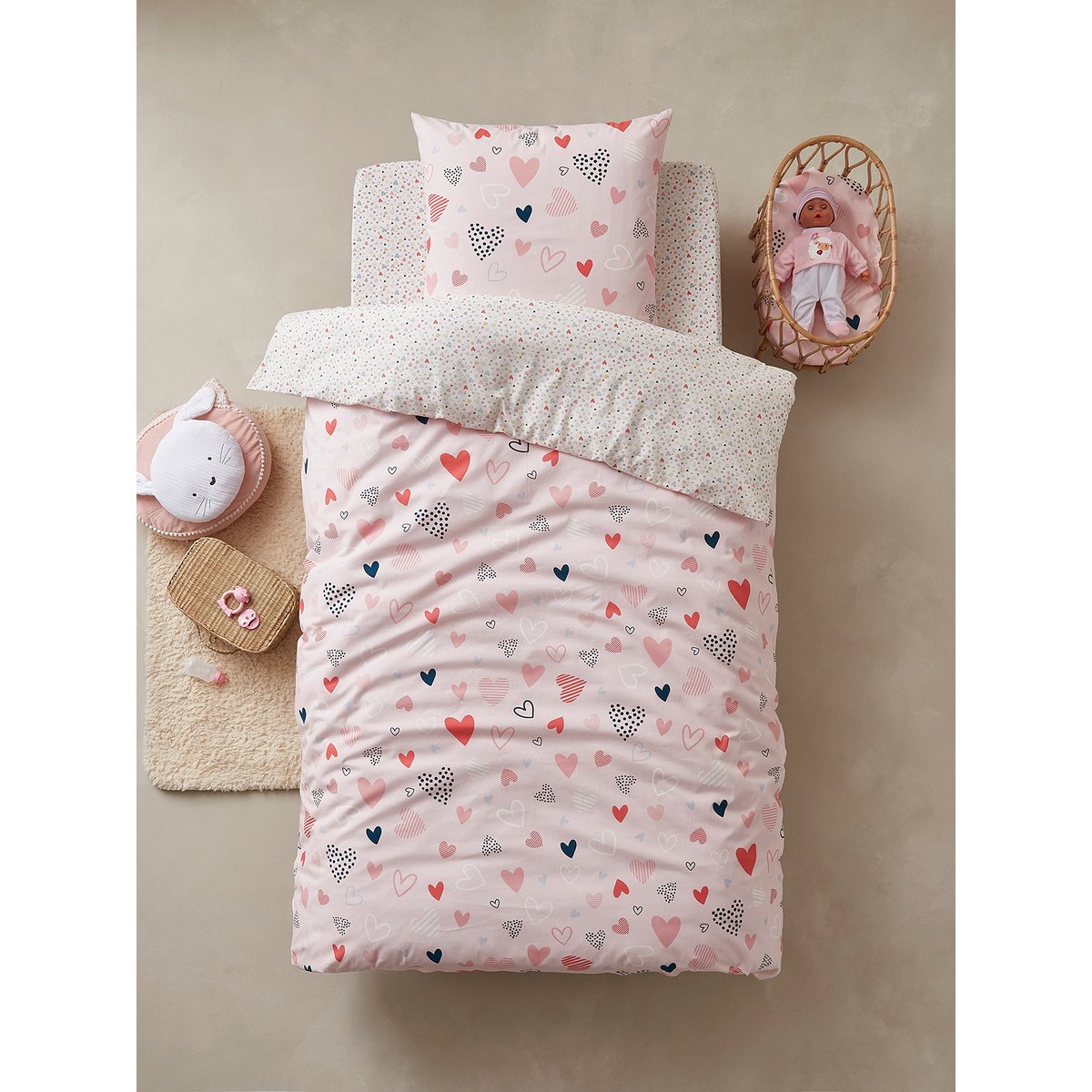 Parure housse de couette + taie d'oreiller COEURS EN FETE rose / multicolore, VERTBAUDET