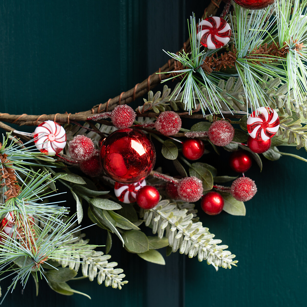 45cm Candy Cane & Bauble Wreath red, SO'HOME