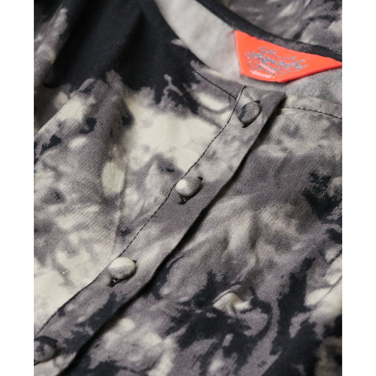 Robe caraco mi-longue boutonnée imprimée imprimé grunge tie dye, SUPERDRY