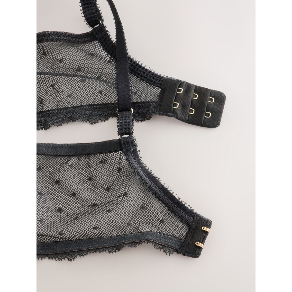 Soutien-gorge premium brodé conçu en suisse bleu marine, NEXT