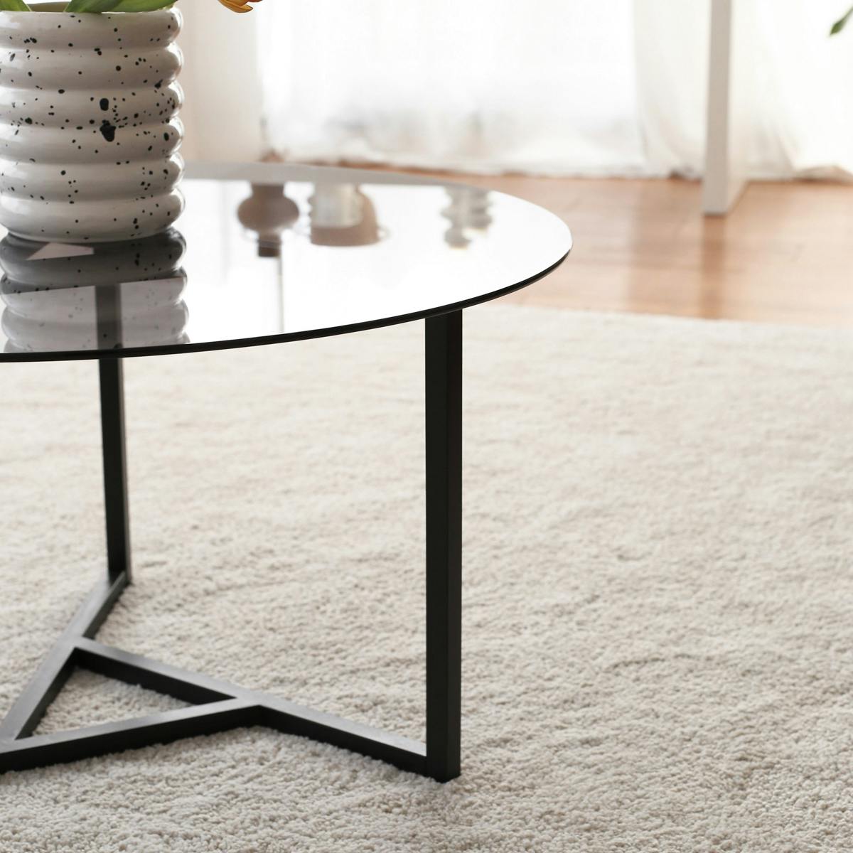 Table basse ronde en verre TULUM verre fumé, PIER IMPORT