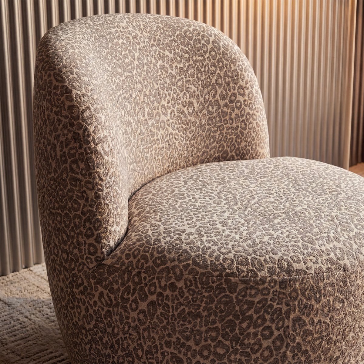 Fauteuil rond en tissu imprimé léopard- MO beige, DRAWER