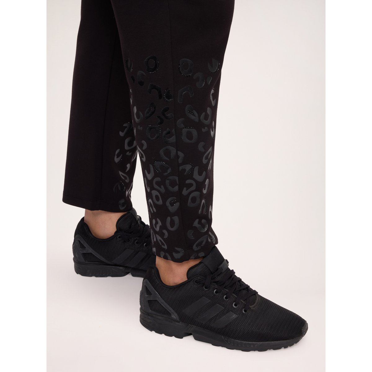 Jogger avec imprimé tacheté en relief noir, FIORELLA RUBINO