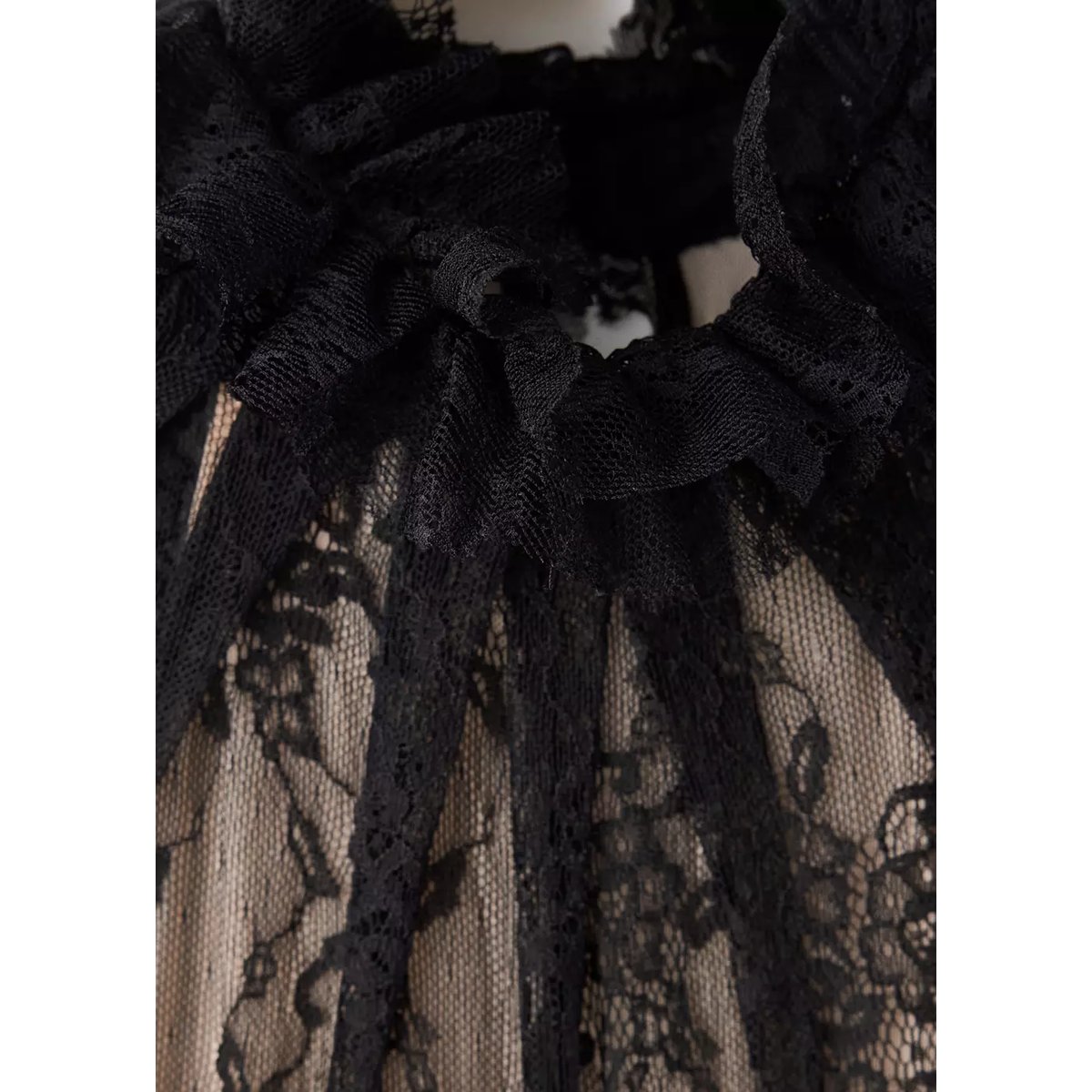 Combinaison bimatière avec dentelle noir, MANGO