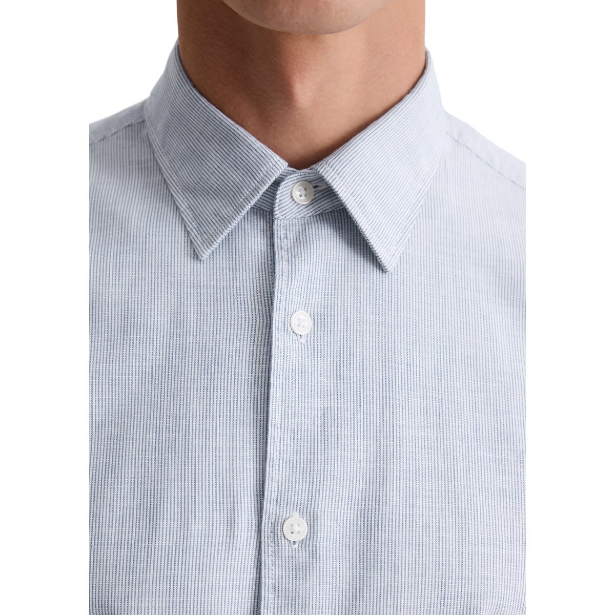 Chemise shaped en coton bio finement rayé bleu clair, MARC O'POLO
