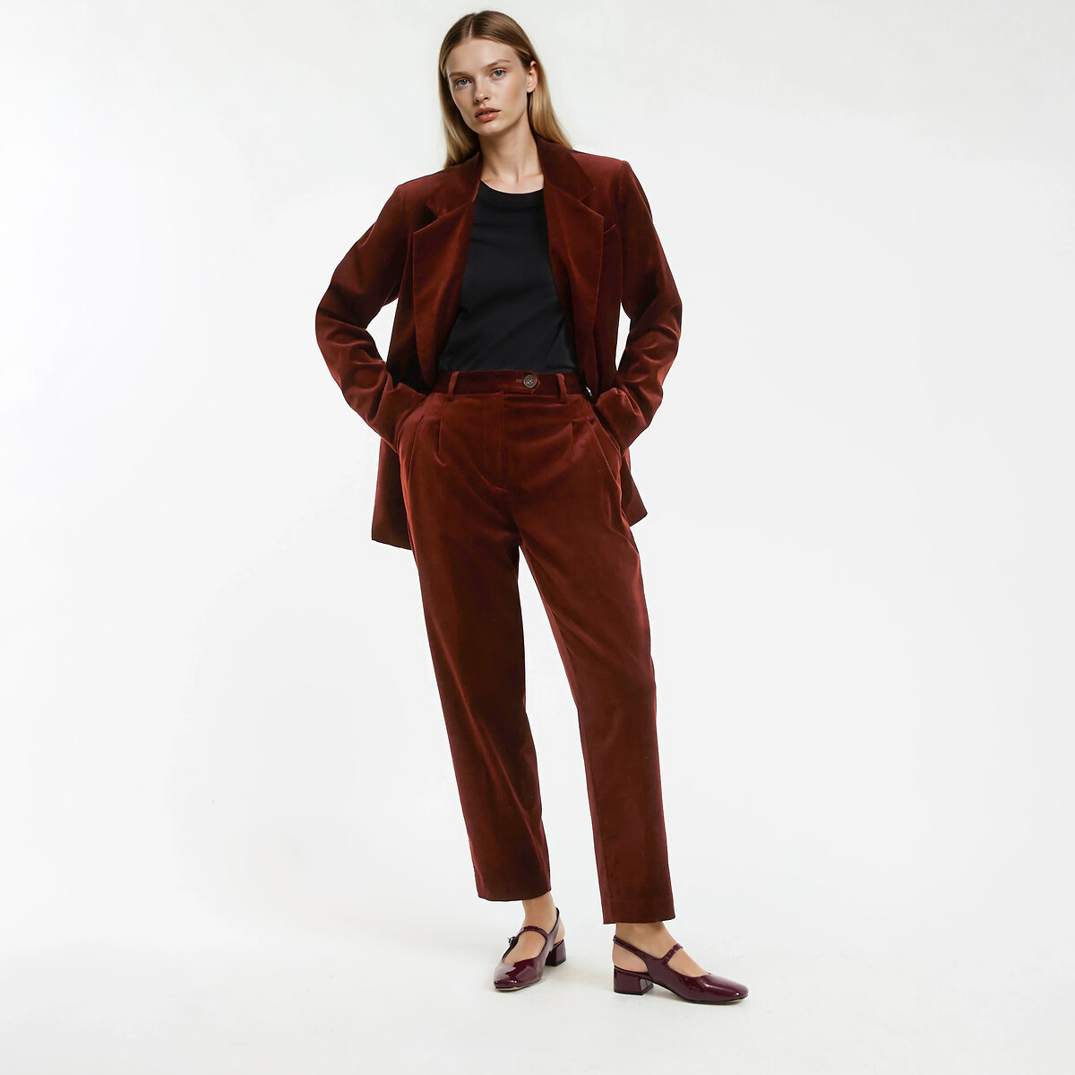 Pleat Front Cigarette Trousers in Smooth Velour hazel brown, LA REDOUTE COLLECTIONS