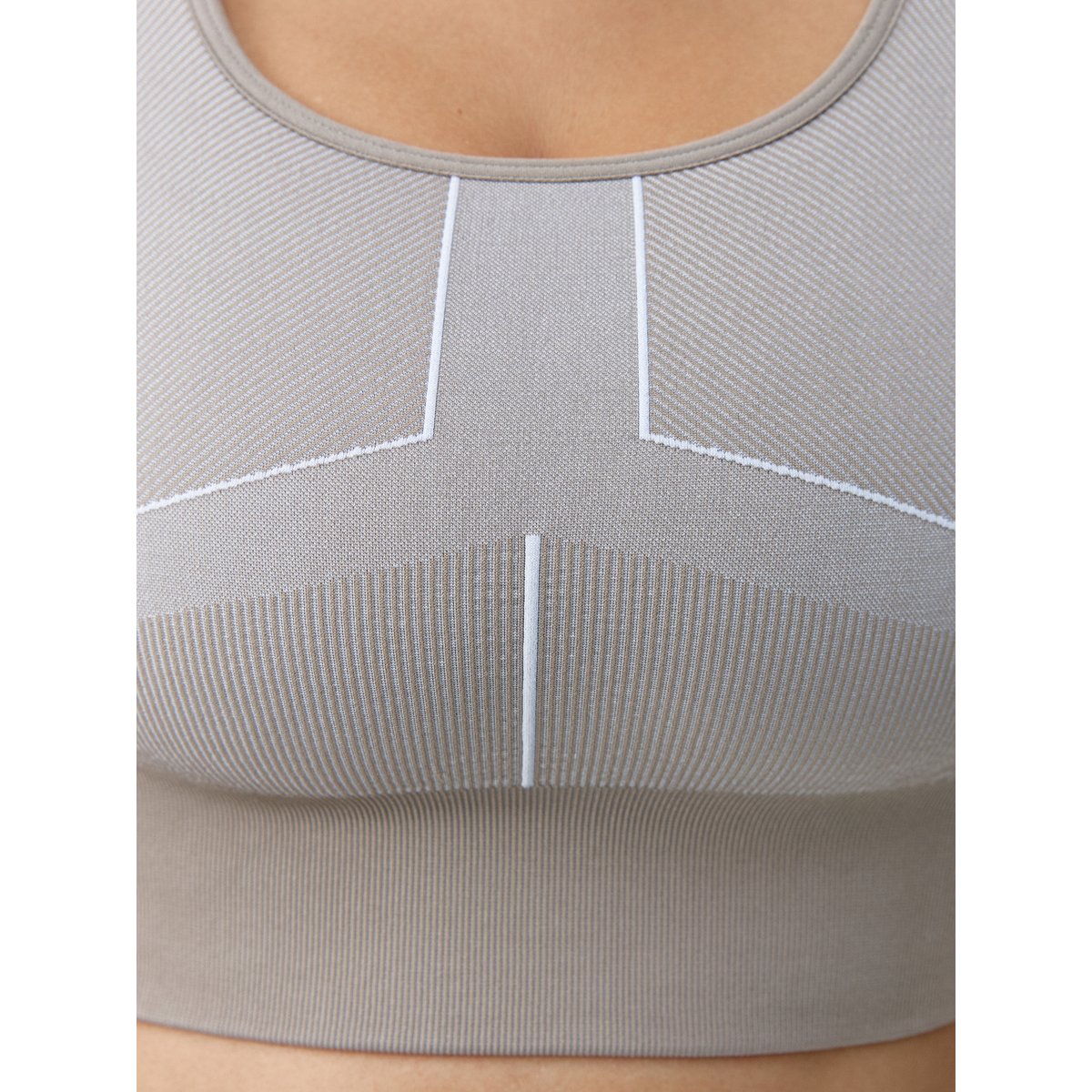 Brassière de sport femme Cara maintien élevé coussinets amovibles beige/blanc, BORN