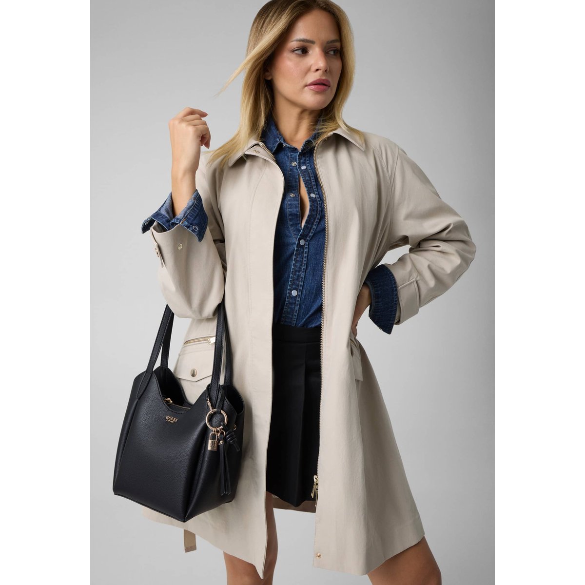 Sac Seau Melody noir, GUESS