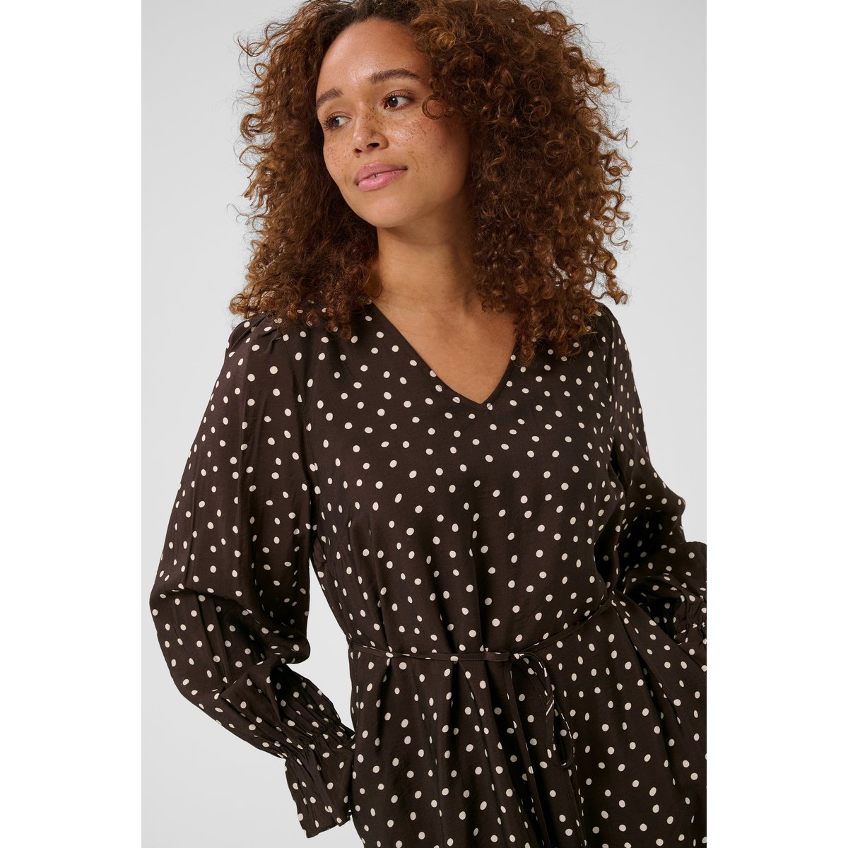 Robe marron coffee bean turtledove dot, KAFFE