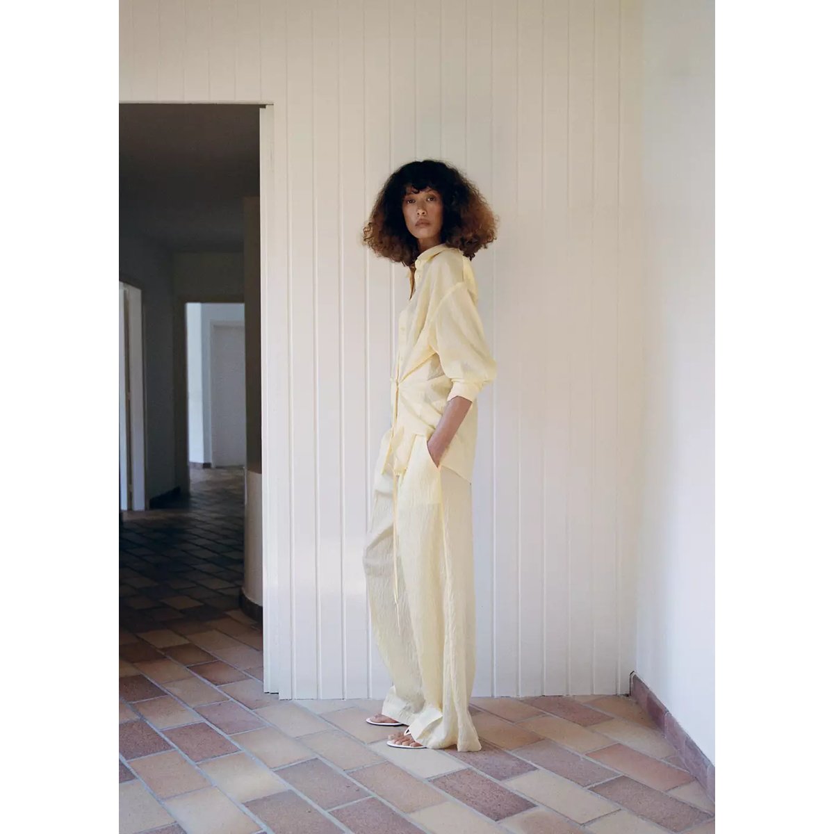 Pantalon Lyocell rayures jaune pastel, MANGO