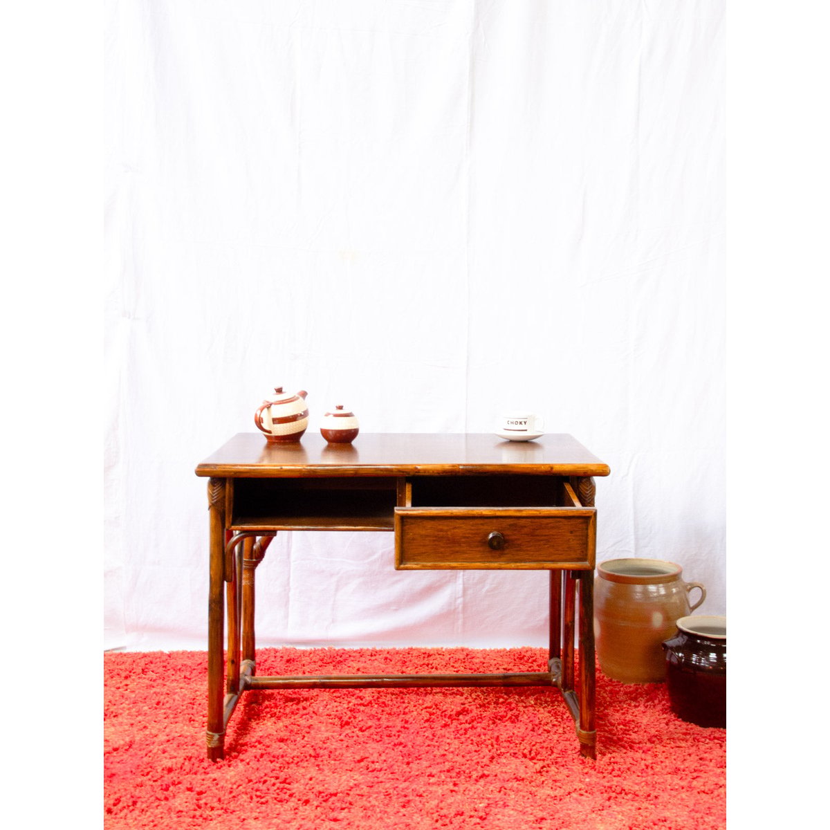 Bureau en rotin foncé Edouard N°1123 - Bon état bois foncé, DEBONGOUT