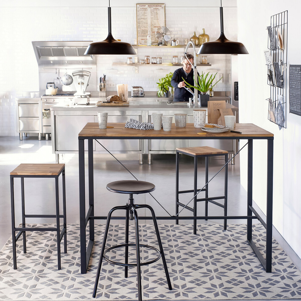 Table de bar haute, en chêne et métal acier, 4 à 6 couverts, HIBA naturel, LA REDOUTE INTERIEURS