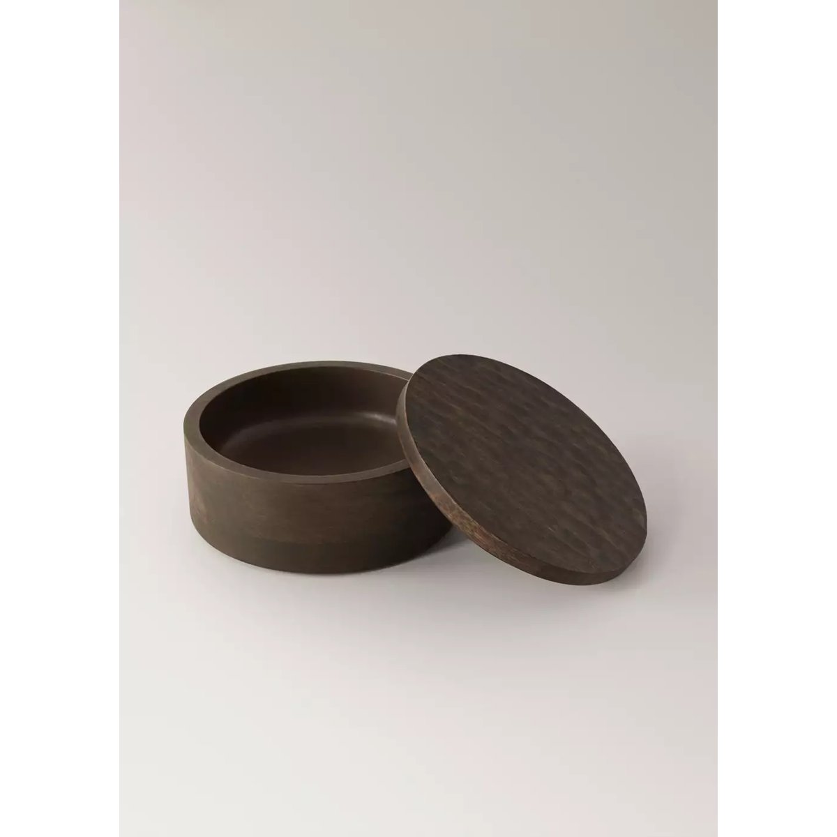 Petite boîte ronde en bois sculpté chocolat, MANGO HOME